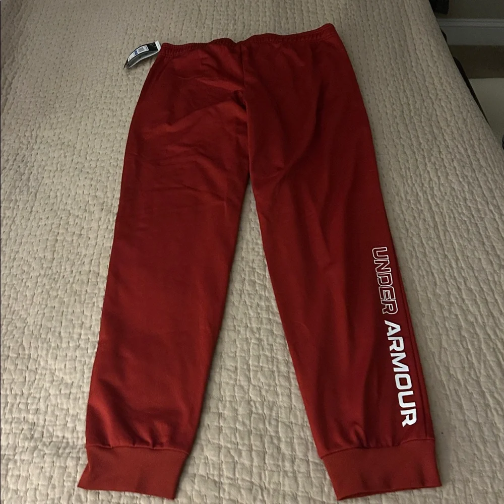 NWT Under Armour Kids red Joggers - Picture 4 of 4